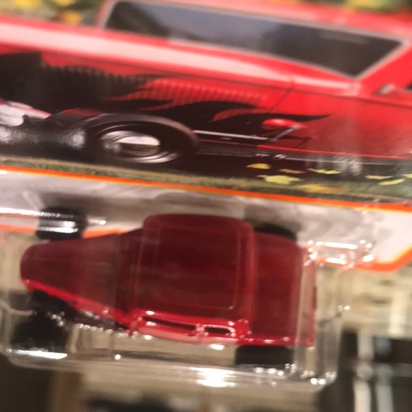 Posh pick 1932 Ford coupe or known as 32 deuce coupe matchbox - Picture 2 of 6